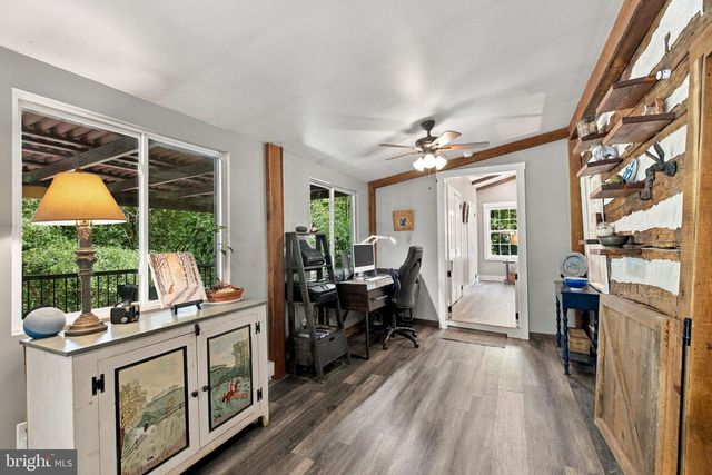 12986 FURNACE MOUNTAIN RD, Lovettsville, VA 20180