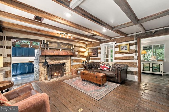 12986 FURNACE MOUNTAIN RD, Lovettsville, VA 20180