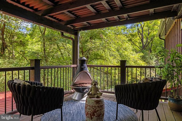 12986 FURNACE MOUNTAIN RD, Lovettsville, VA 20180