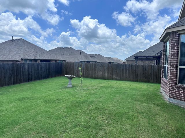 1305 Meridian Drive, Forney, TX 75126