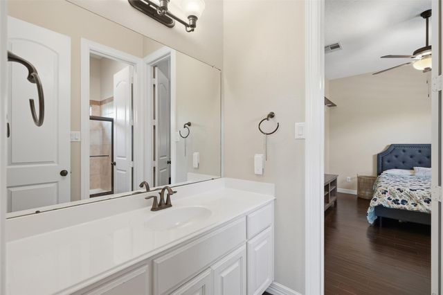 4623 La Escalona, League City, TX 77573