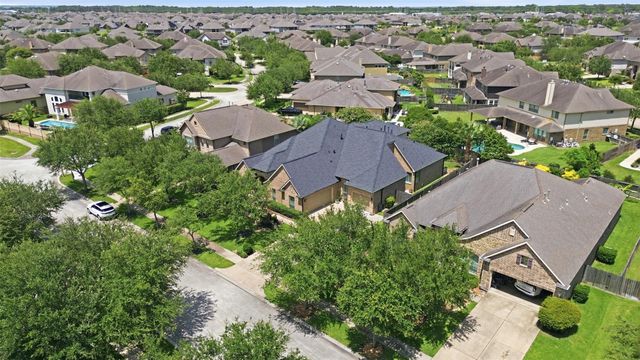 4623 La Escalona, League City, TX 77573