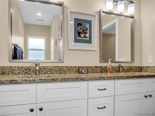 5651 N Summerfield Point, Citrus Springs, FL 34434