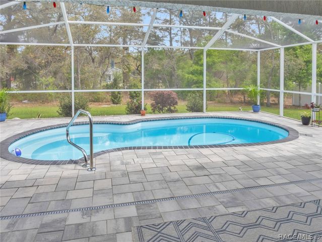 5651 N Summerfield Point, Citrus Springs, FL 34434