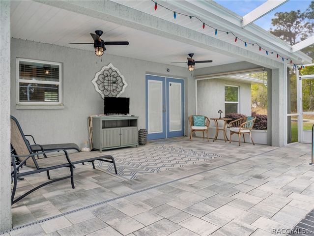 5651 N Summerfield Point, Citrus Springs, FL 34434