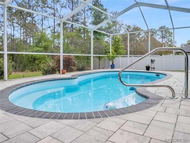 5651 N Summerfield Point, Citrus Springs, FL 34434