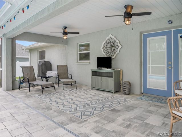 5651 N Summerfield Point, Citrus Springs, FL 34434