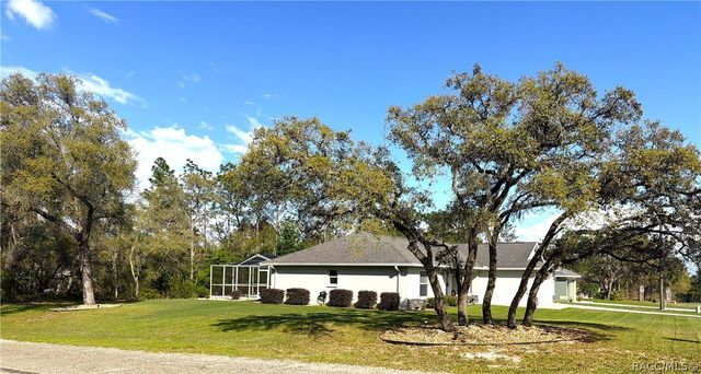 5651 N Summerfield Point, Citrus Springs, FL 34434