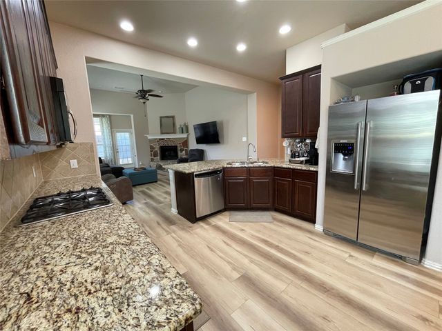 2318 Patriot Drive, Melissa, TX 75454