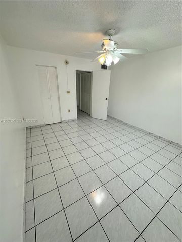 720 Collins Avenue 309, Miami Beach, FL 33139