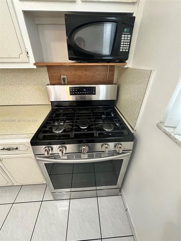 720 Collins Avenue 309, Miami Beach, FL 33139