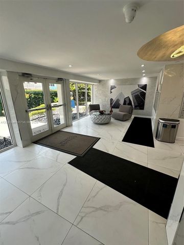720 Collins Avenue 309, Miami Beach, FL 33139