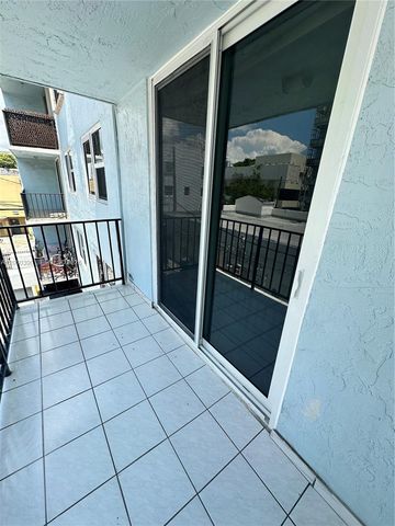 720 Collins Avenue 309, Miami Beach, FL 33139