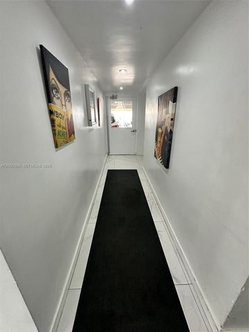 720 Collins Avenue 309, Miami Beach, FL 33139