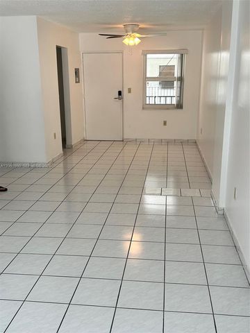 720 Collins Avenue 309, Miami Beach, FL 33139