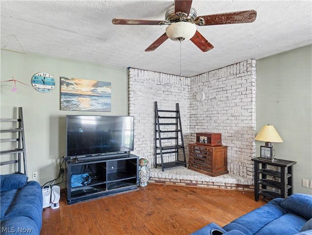 1634 Greenlawn Avenue, Akron, OH 44301