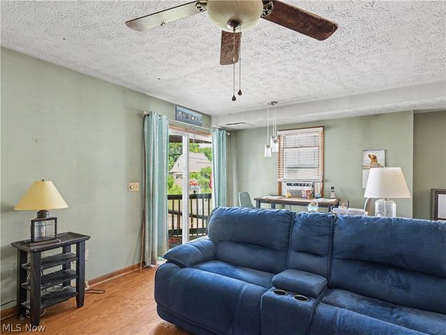 1634 Greenlawn Avenue, Akron, OH 44301