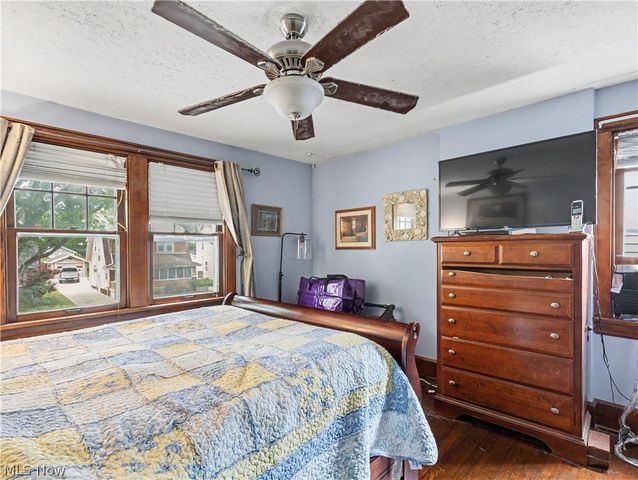 1634 Greenlawn Avenue, Akron, OH 44301