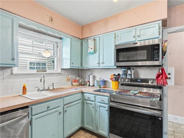1634 Greenlawn Avenue, Akron, OH 44301