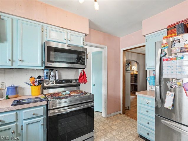 1634 Greenlawn Avenue, Akron, OH 44301