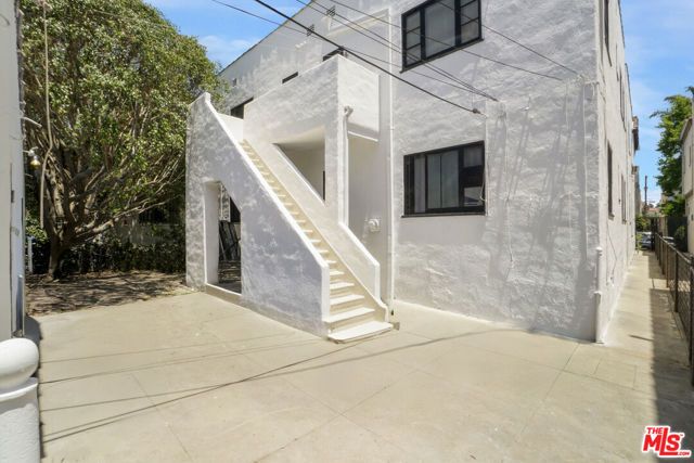 351 N Orange Grove Avenue, Los Angeles, CA 90036