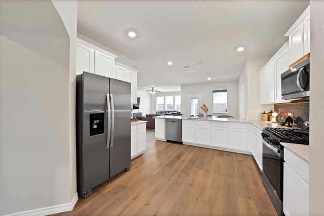 9720 Lariat Drive, Aubrey, TX 76227