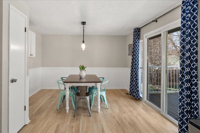 320 W Chatham Ct, Spokane, WA 99218