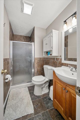 320 W Chatham Ct, Spokane, WA 99218