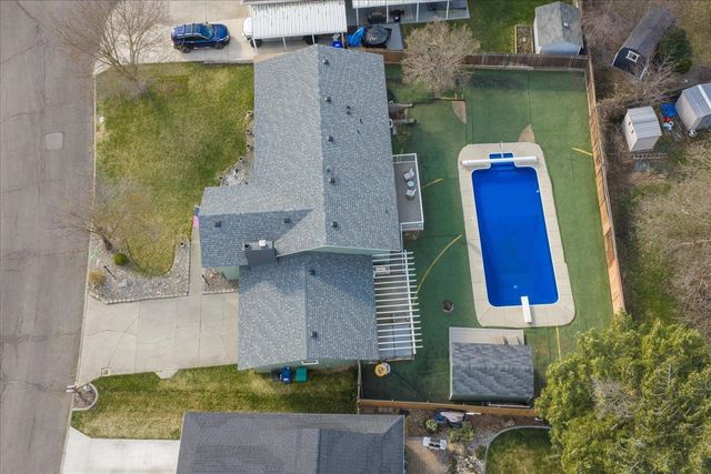 320 W Chatham Ct, Spokane, WA 99218