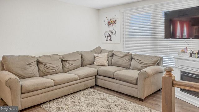 4632 HOWE AVE, Suitland, MD 20746