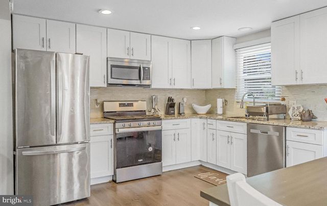 4632 HOWE AVE, Suitland, MD 20746