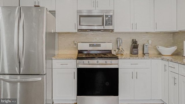 4632 HOWE AVE, Suitland, MD 20746