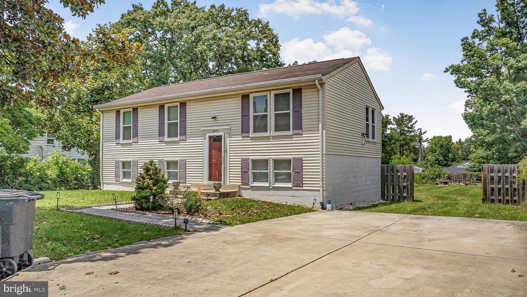 4632 HOWE AVE, Suitland, MD 20746