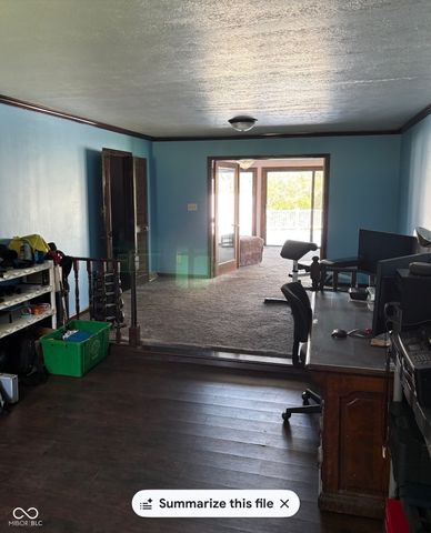 1000 Leisure Lane, Greenwood, IN 46142