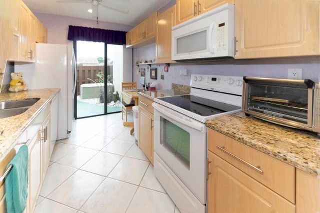 13923 NESTING Way D, Delray Beach, FL 33484