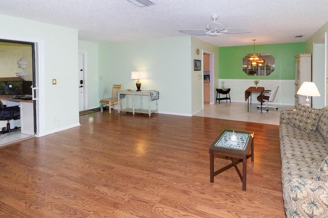13923 NESTING Way D, Delray Beach, FL 33484