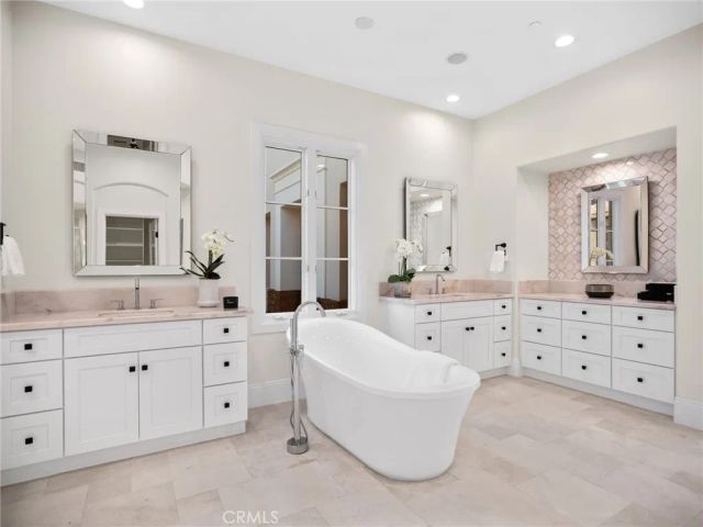 28 Via Coralle, Newport Coast, CA 92657