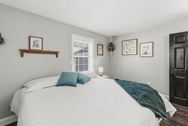 58 Bowler St, Fall River, MA 02723