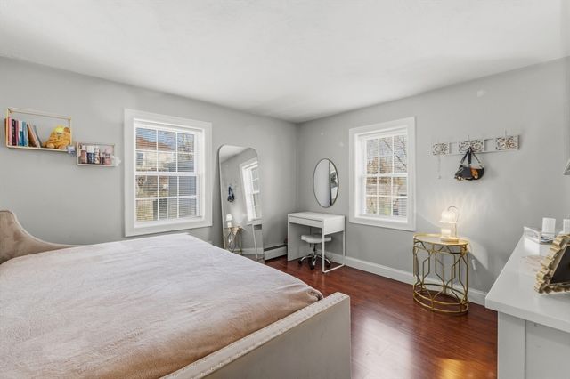 58 Bowler St, Fall River, MA 02723