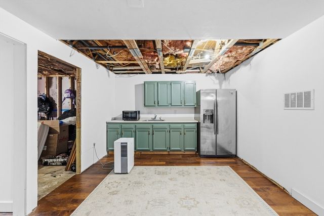 58 Bowler St, Fall River, MA 02723