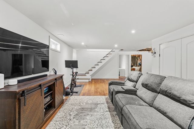 58 Bowler St, Fall River, MA 02723