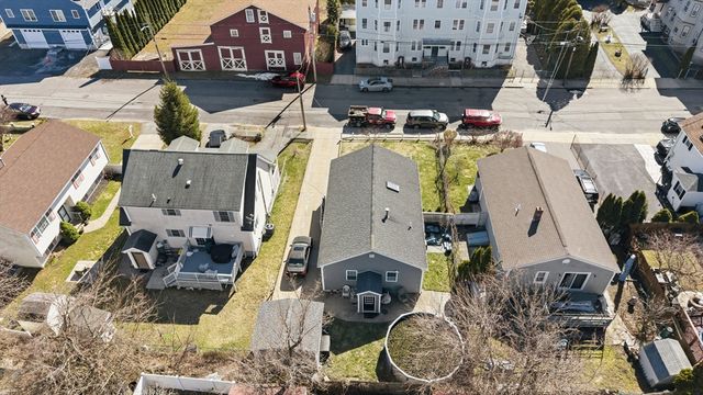 58 Bowler St, Fall River, MA 02723