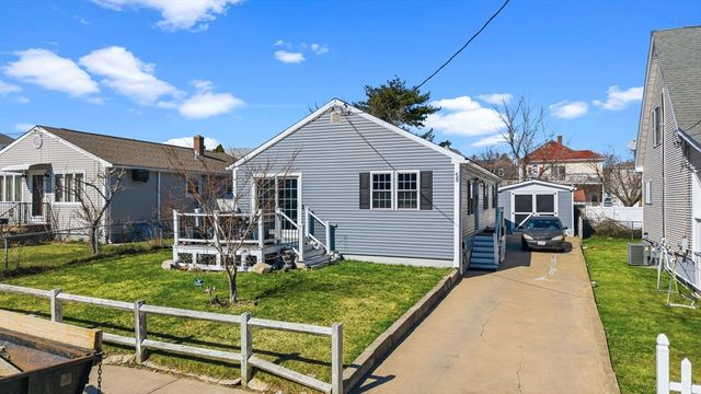 58 Bowler St, Fall River, MA 02723