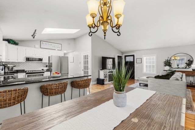 58 Bowler St, Fall River, MA 02723