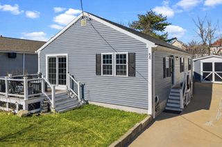 58 Bowler St, Fall River, MA 02723