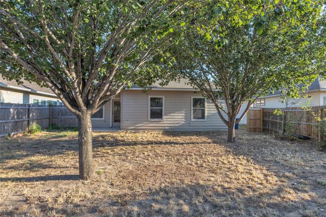11605 Lapoynor ST, Manor, TX 78653