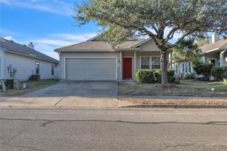 11605 Lapoynor ST, Manor, TX 78653