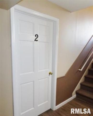 5229 N Montclair Ave Apt 2, Peoria Heights, IL 61616