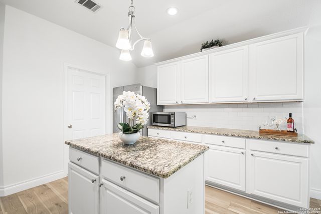 132 Hidden Cave, Cibolo, TX 78108