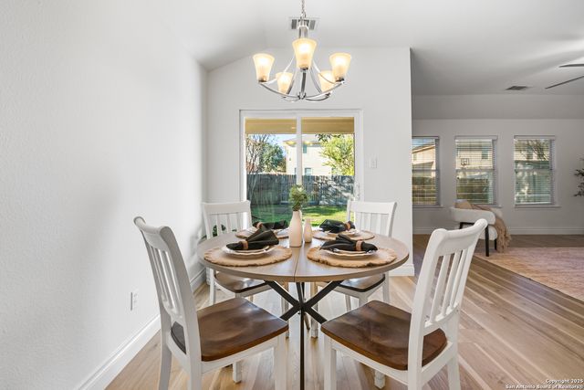 132 Hidden Cave, Cibolo, TX 78108